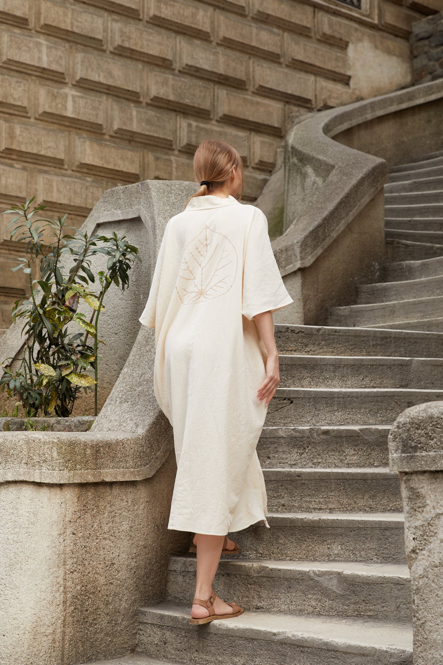 Helen Kaftan Ham Kumaş Sırt Baskılı Kaftan