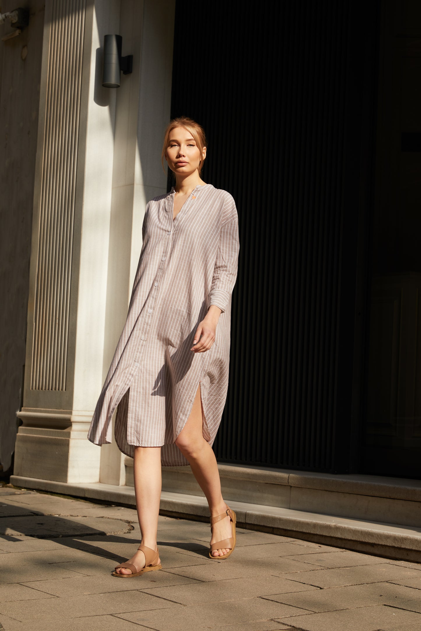 Çizgili Keten Dokulu Elbise | 02