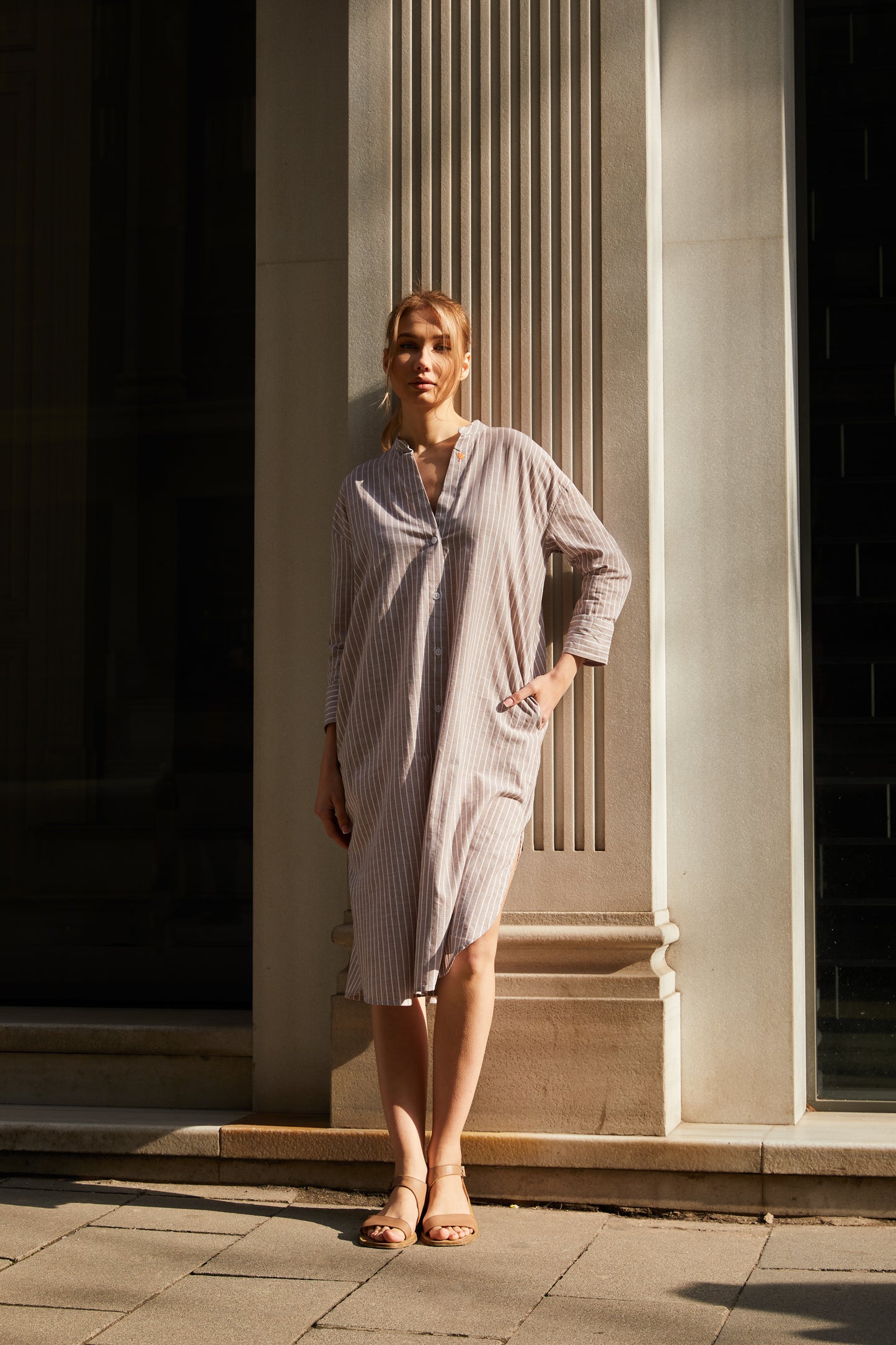 Çizgili Keten Dokulu Elbise | 02