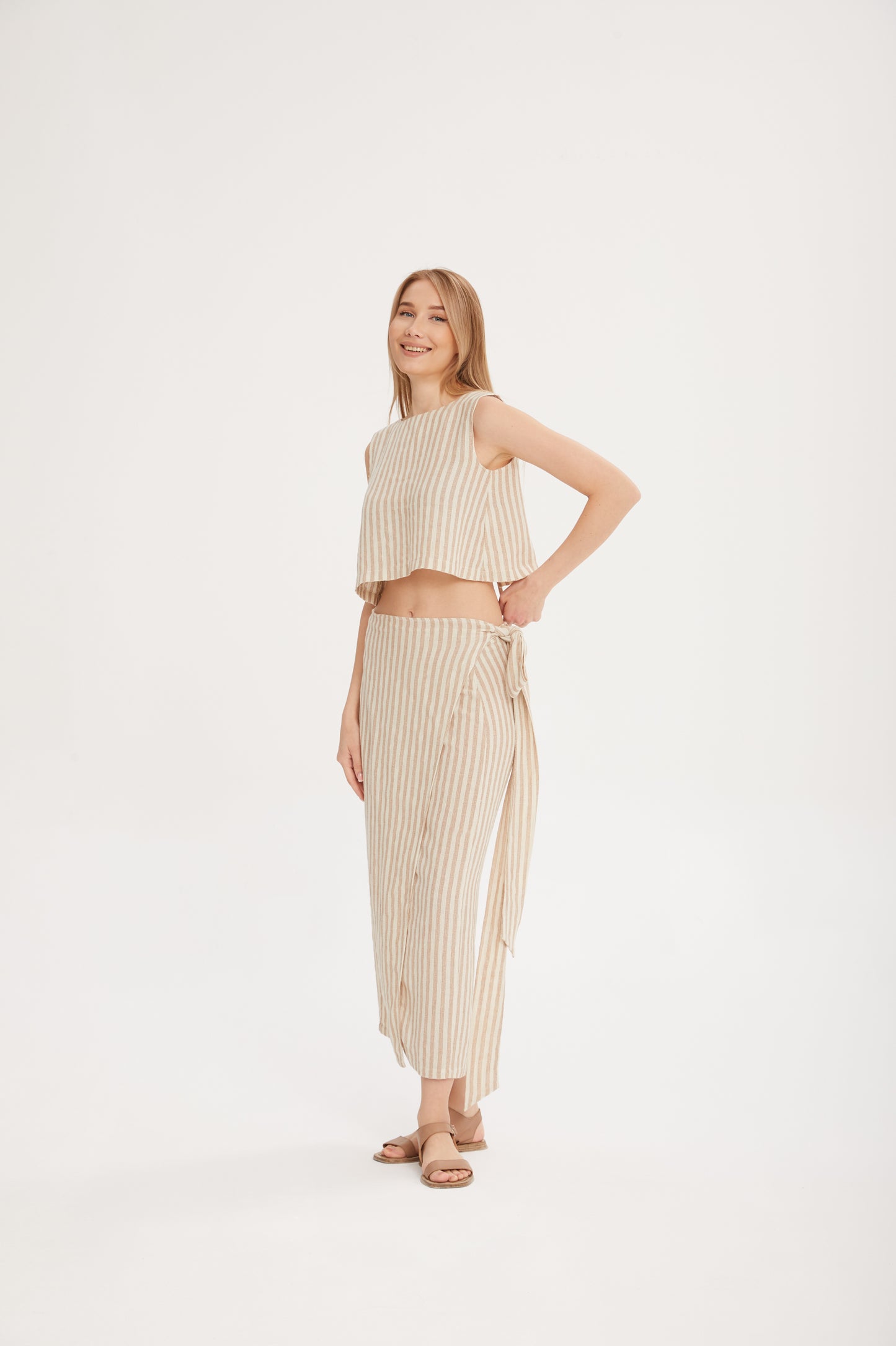 Nude–Beyaz Çizgili Pareo